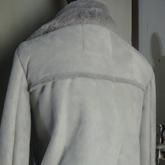 Hollister Biker Jacket Small Faux Suede Fur Grey Plush Super Soft NEW With Defec - Picture 5 of 14